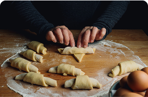 Imagen donde se están preparando unos postres